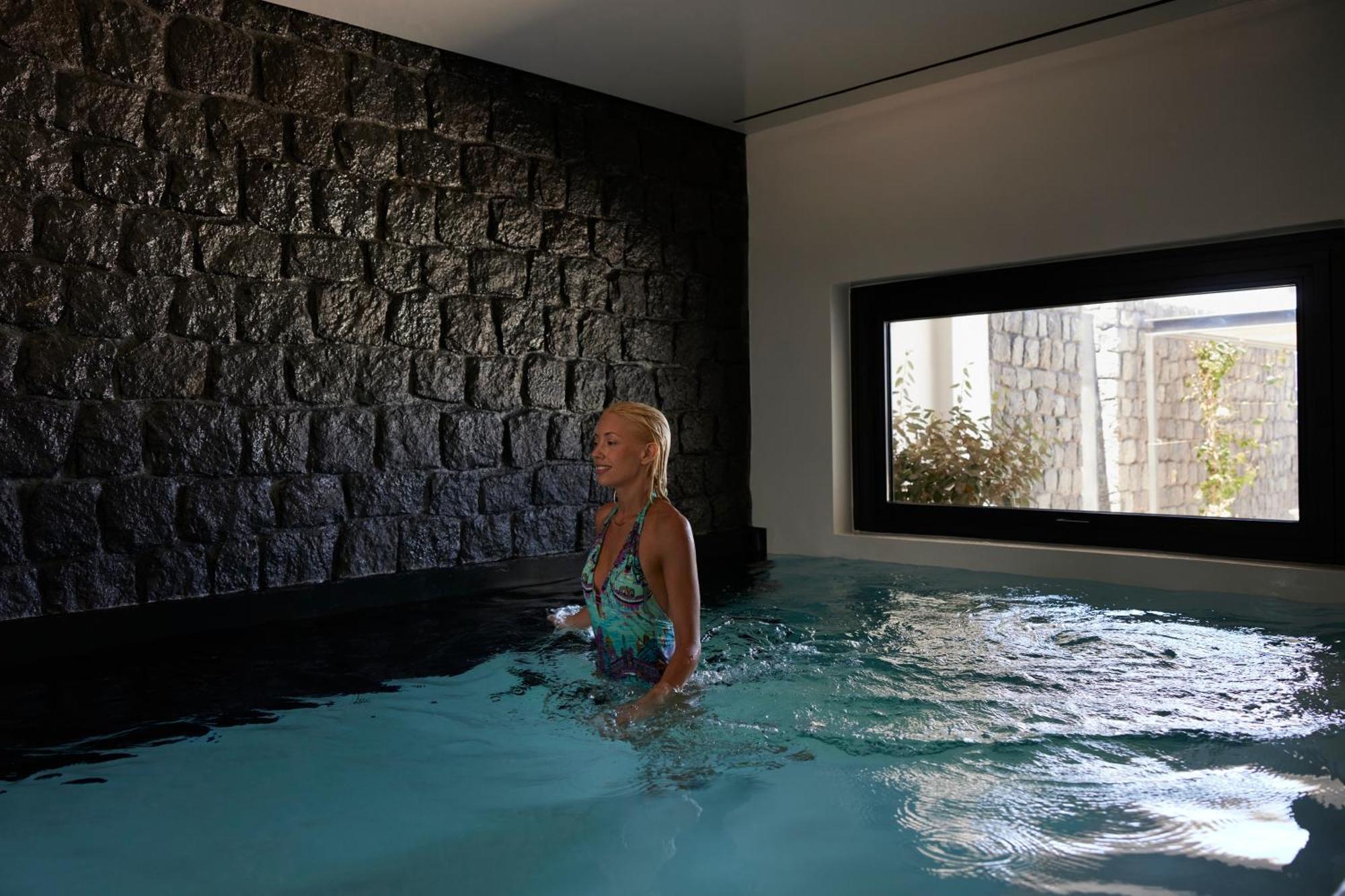 Aernia Suites & Art Akrotírion Extérieur photo