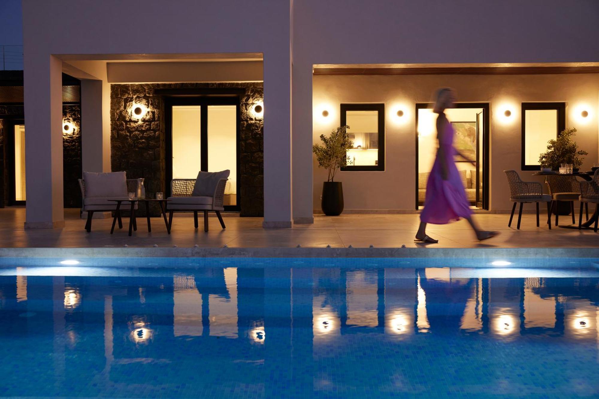 Aernia Suites & Art Akrotírion Extérieur photo